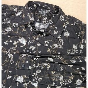 Guess Slim Fit Button Down Shirt Mens XL Floral Paisley Long Sleeve Black